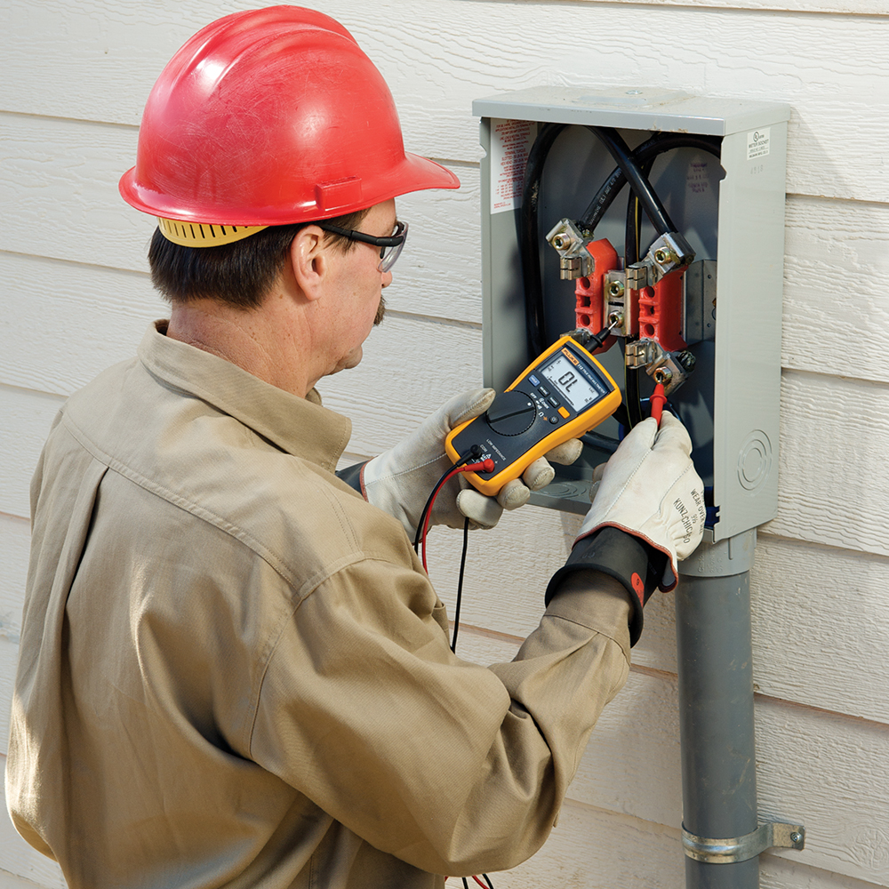 Fluke 113 Digital Multimeter