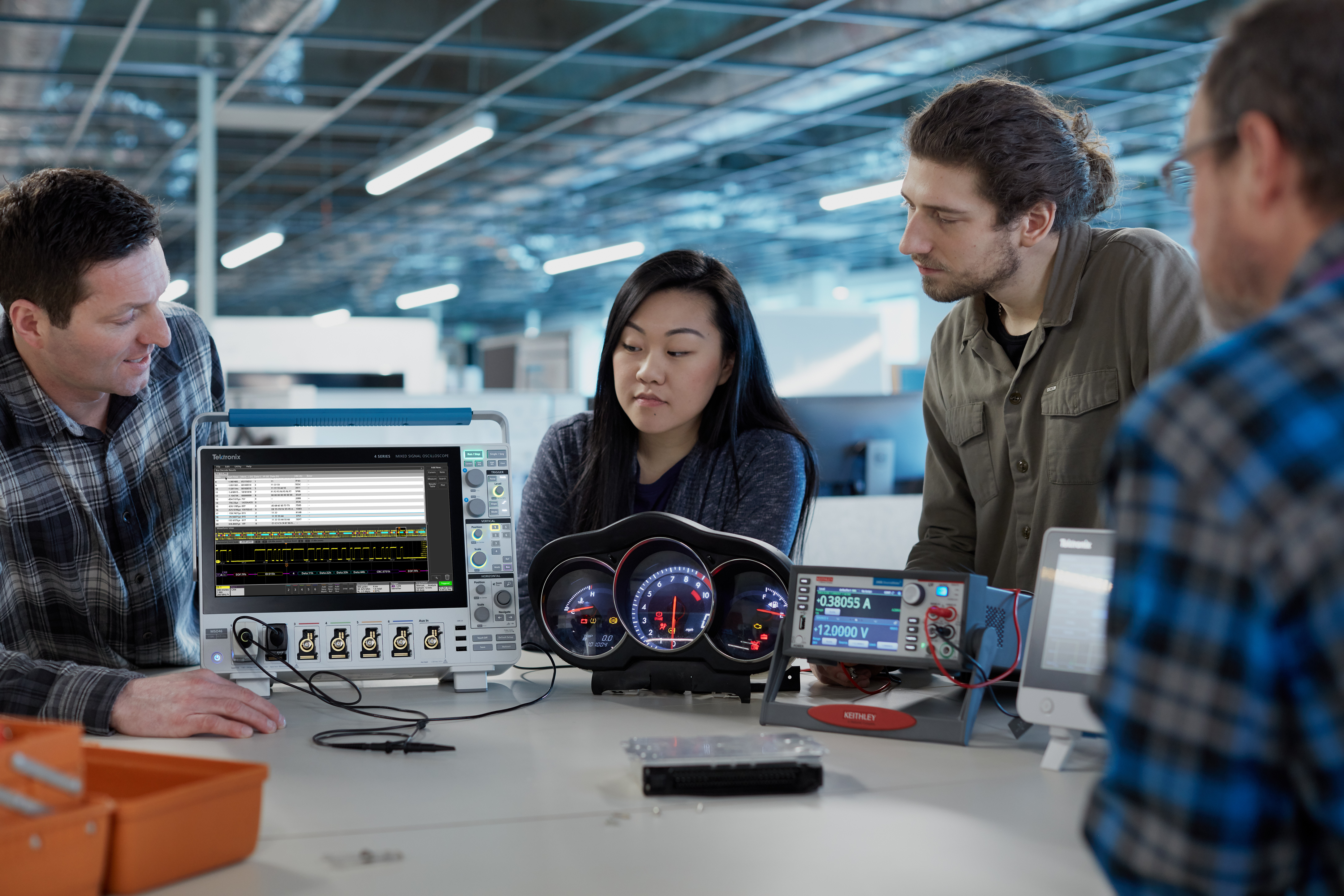 New 3 Series MDO, 4 Series MSO redefines Oscilloscopes Market - Comtest